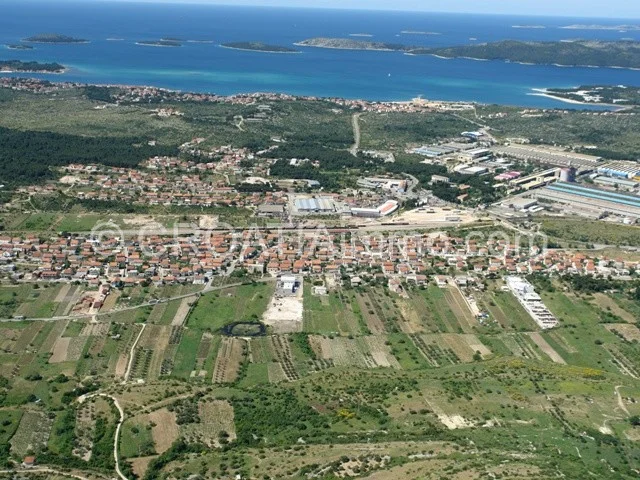 Aerial view of building land in Sibenik surroundings
